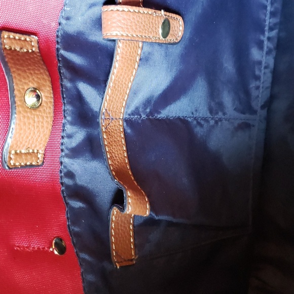 Bass Red Tote - Picture 7 of 8